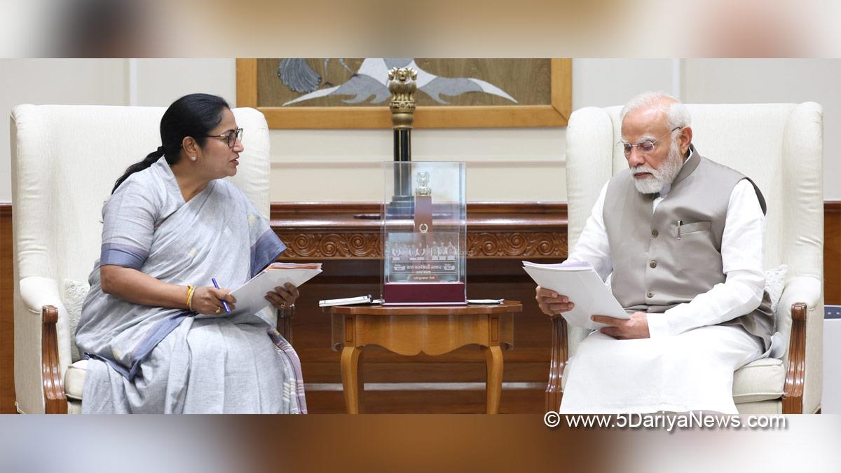 Narendra Modi, Modi, BJP, Bharatiya Janata Party, Prime Minister of India, Prime Minister, Narendra Damodardas Modi, Rekha Gupta, BJP Delhi, Chief Minister of Delhi, Delhi CM