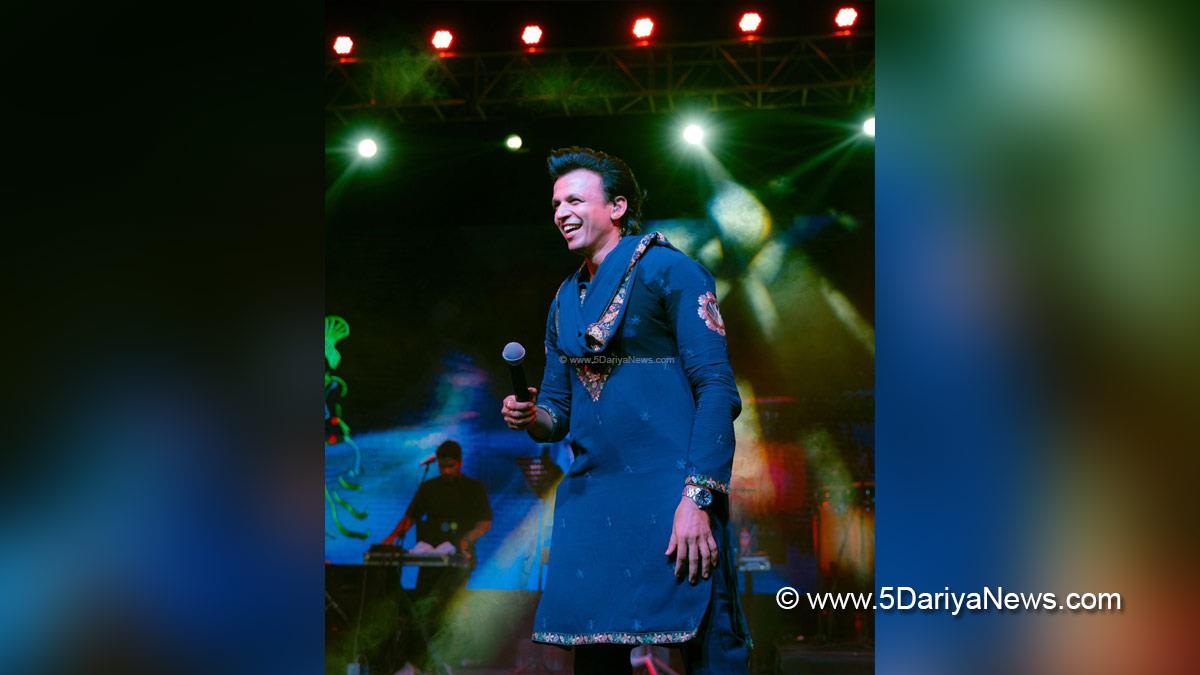 Music, Entertainment, Mumbai, Singer, Song, Mumbai News, Paisa Themba Themba Gala, Abhijeet Sawant