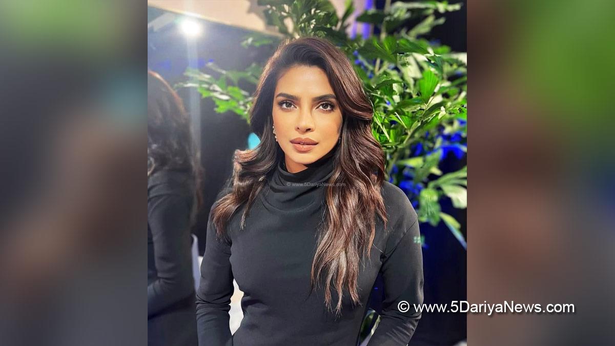 Bollywood, Priyanka Chopra, Mannara Chopra, Mannara Chopra Father, Mannara Chopra Father Death, Mannara Chopra Father Passed Away, Mannara Chopra Father News, Mannara Chopra Sister