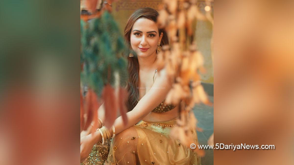 Music, Entertainment, Mumbai, Singer, Song, Mumbai News, Zaara Yesmin, Kudi Anjaani, Neelkamal Singh