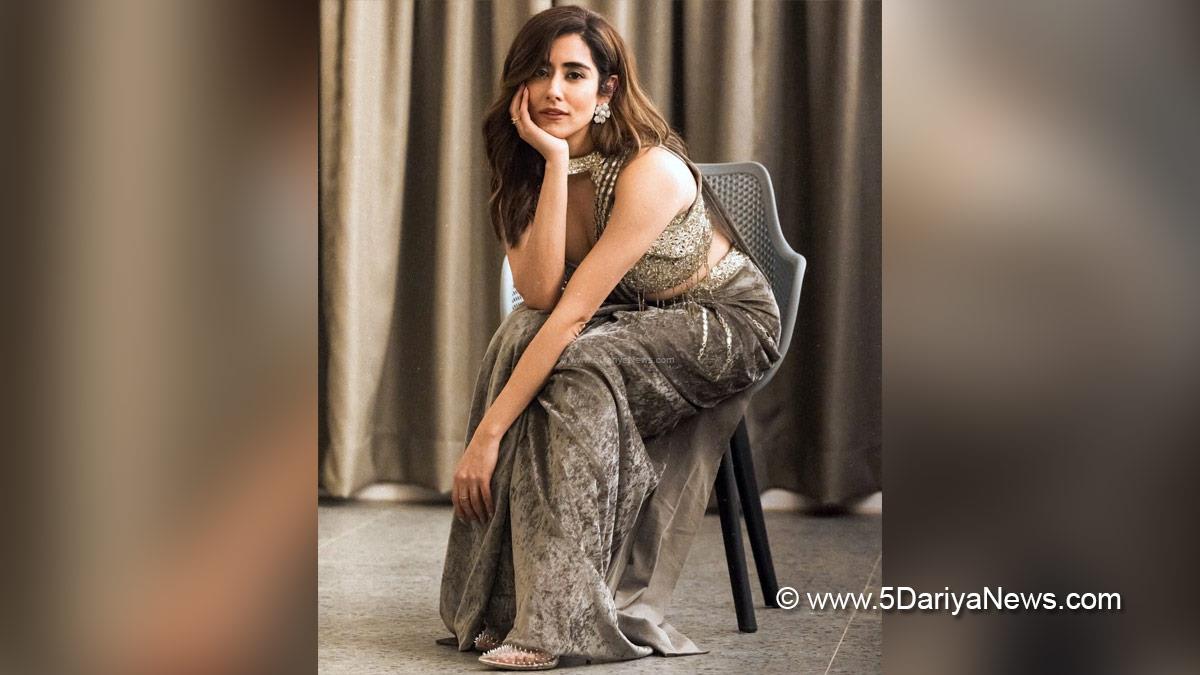 Jonita Gandhi, Music, Entertainment, Mumbai, Singar, Song, Mumbai News