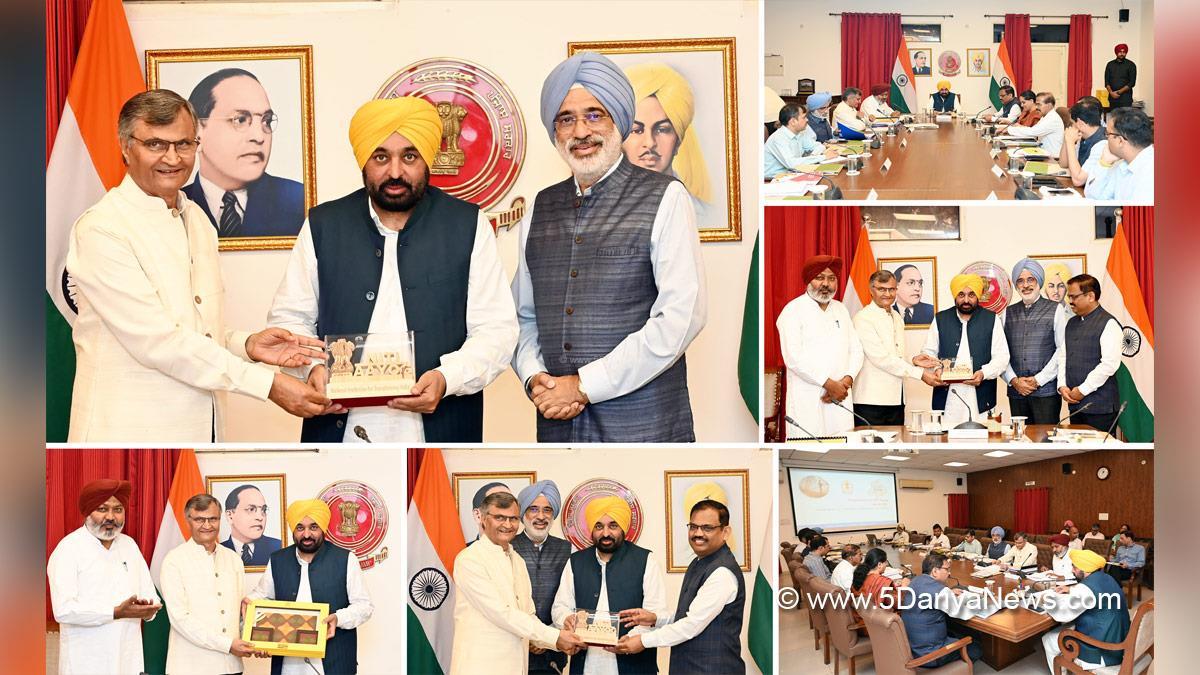 Bhagwant Mann, Bhagwant Singh Mann, AAP, Aam Aadmi Party, Aam Aadmi Party Punjab, AAP Punjab, Government of Punjab, Punjab Government, Punjab, Chief Minister Of Punjab, Harpal Singh Cheema, Advocate Harpal Singh Cheema