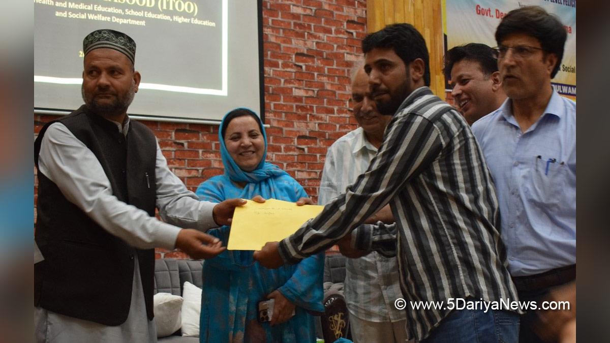 Sakeena Masood, Sakeena Itoo, Jammu and Kashmir National Conference, National Conference, Kashmir, Jammu And Kashmir, Jammu, GDC Pulwama