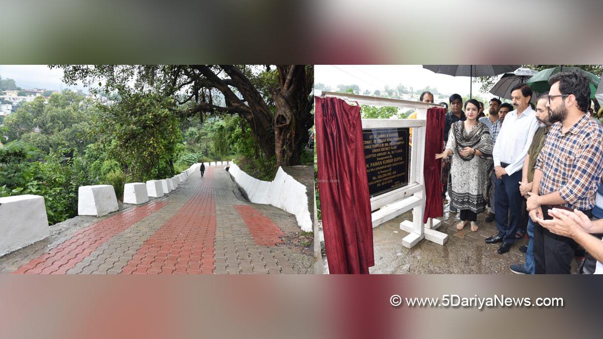 Saloni Rai, Udhampur, DDC Udhampur, District Development Commissioner Udhampur, Kashmir, Jammu And Kashmir, Jammu, District Administration Udhampur, Pawan Kumar Gupta, MLA Udhampur West