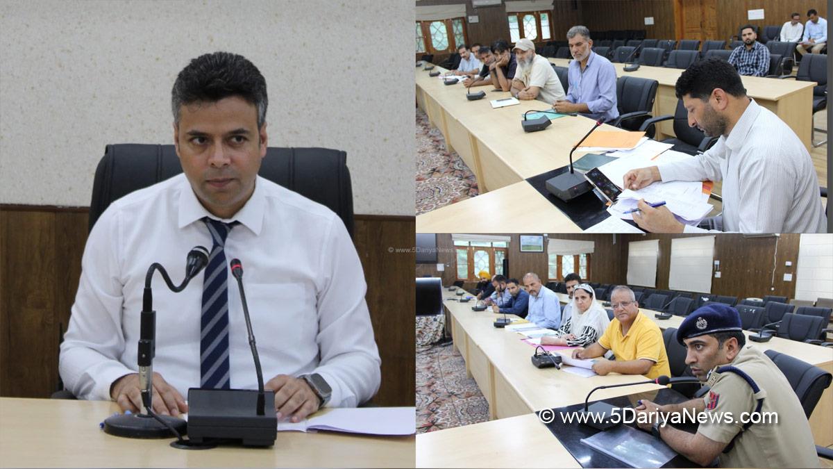 Dr Bilal Mohi Ud Din Bhat, Budgam, Deputy Commissioner Budgam, DC Budgam, Kashmir, Jammu And Kashmir, Jammu, District Administration Budgam