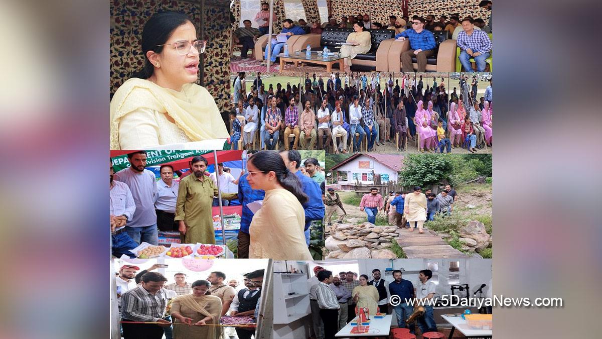Ayushi Sudan, Kupwara, Deputy Commissioner Kupwara, Kashmir, Jammu And Kashmir, Jammu, District Administration Kupwara, Block Diwas, Jan Abhiyan Camp, Jan Abhiyan, Jan Sunvayi, Jan Abhiyan, Jan Adhikar, Awami Muhim, Jan Abhiyan Program, Mega Block Diwas, Weekly Block Diwas