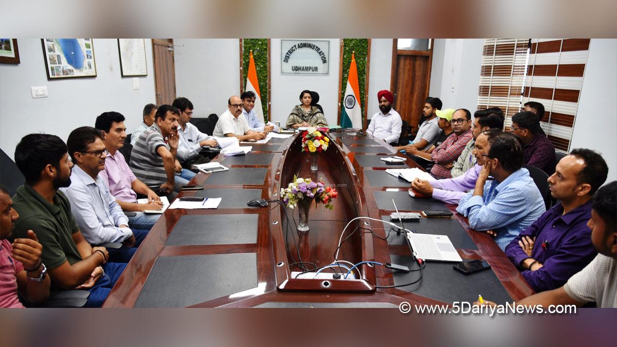 Saloni Rai, Udhampur, DDC Udhampur, District Development Commissioner Udhampur, Kashmir, Jammu And Kashmir, Jammu, District Administration Udhampur, PM Surya Ghar Muft Bijli Yojana