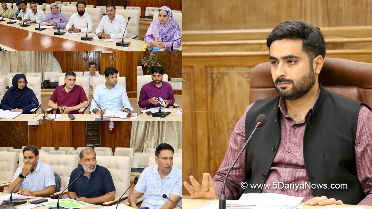 Akshay Labroo, Srinagar, Deputy Commissioner Srinagar, Kashmir, Jammu And Kashmir, District Administration Srinagar