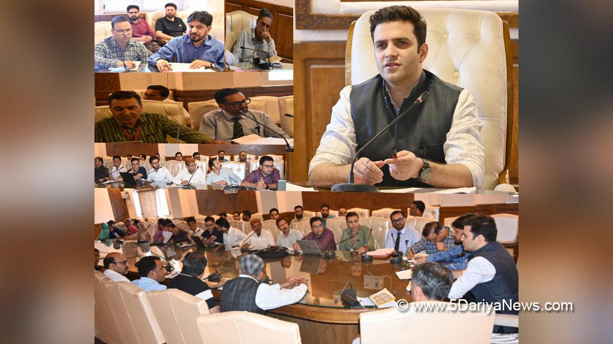 Athar Aamir Khan, Kulgam, Deputy Commissioner Kulgam, Kashmir, Jammu And Kashmir, Jammu, District Administration Kulgam