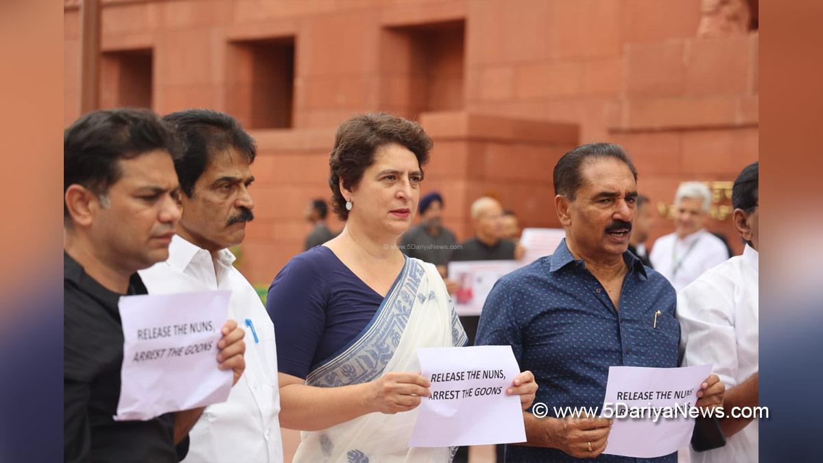 Priyanka Gandhi, Priyanka Gandhi Vadra, Uttar Pradesh, Indian National Congress, Congress, All India Congress Committee
