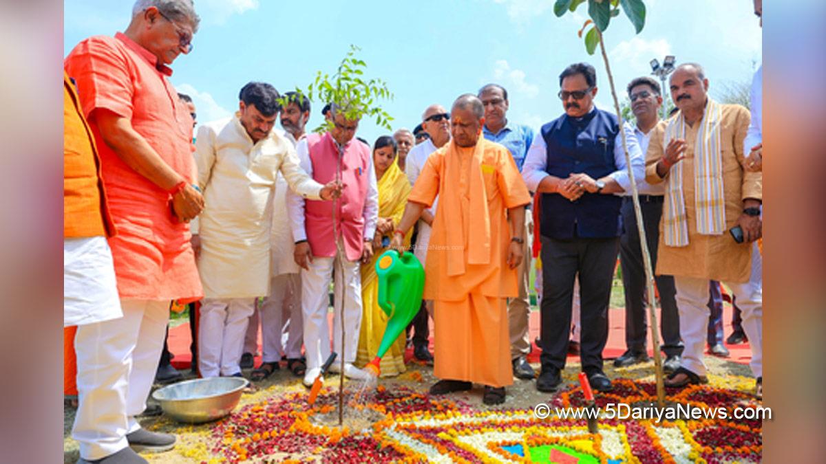 Yogi Adityanath, Lucknow, Uttar Pradesh, BJP, Bharatiya Janata Party, Chief Minister of Uttar Pradesh