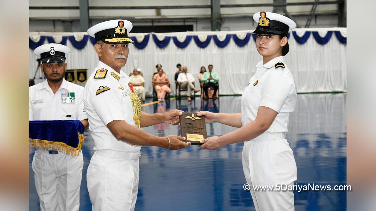 Military, Indian Armed Forces, Sub Lieutenant Aastha Poonia, Indian Army, Lieutenant Atul Kumar Dhull, Indian Navy