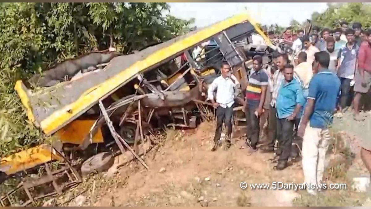 Hadsa, Tamil Nadu, School Van Train Accident, School Van Train Accident News, Cuddalore, Semmanguppam, Train School Van Collision
