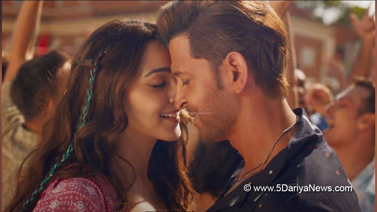 Hrithik Roshan, Bollywood, Entertainment, Mumbai, Actor, Cinema, Hindi Films, Movie, Mumbai News, Kiara Advani, War 2, Aavan Jaavan