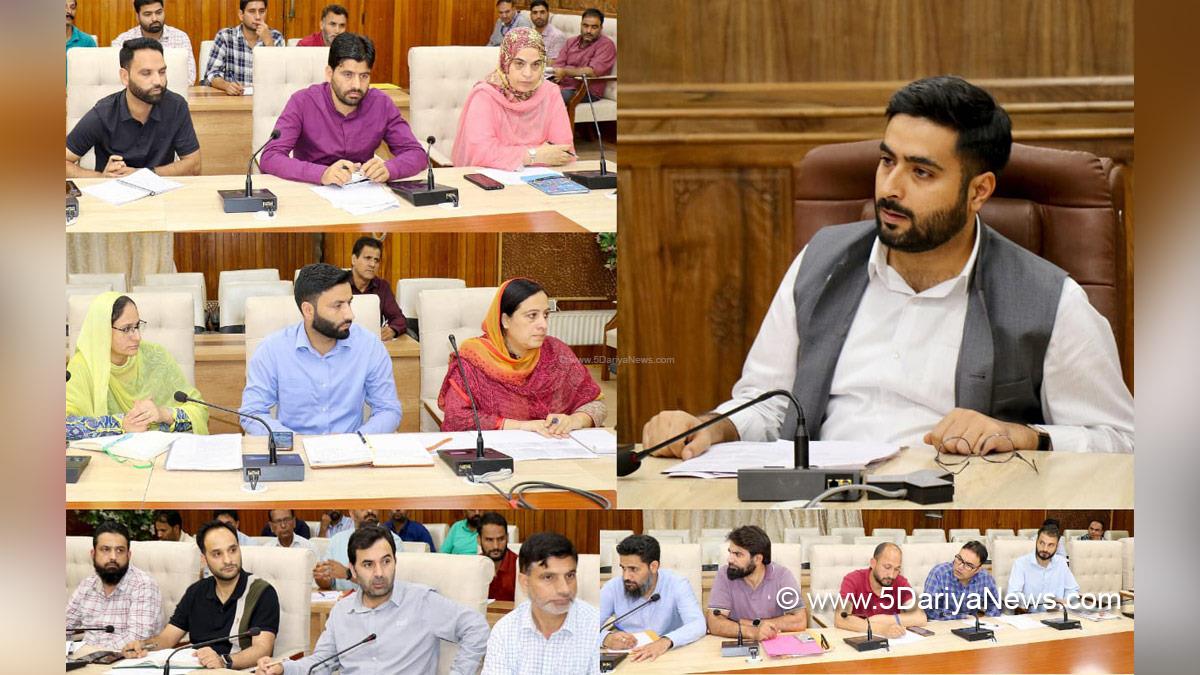 Akshay Labroo, Srinagar, Deputy Commissioner Srinagar, Kashmir, Jammu And Kashmir, District Administration Srinagar