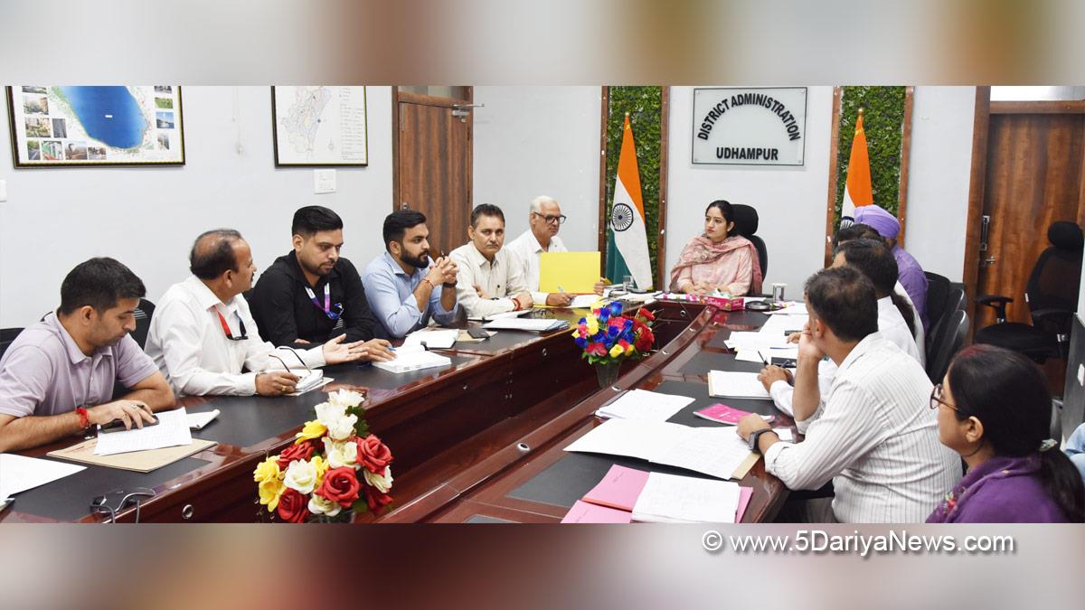 Saloni Rai, Udhampur, DDC Udhampur, District Development Commissioner Udhampur, Kashmir, Jammu And Kashmir, Jammu, District Administration Udhampur, District Level Implementation Committee, DLIC, Mission YUVA