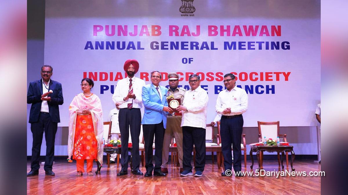 Rayat Bahra University, Rayat Bahra Group of Institutions, RBGI, Gurvinder Singh Bahra, Gulab Chand Kataria, Governor of Punjab, Punjab Governor, Punjab Raj Bhavan