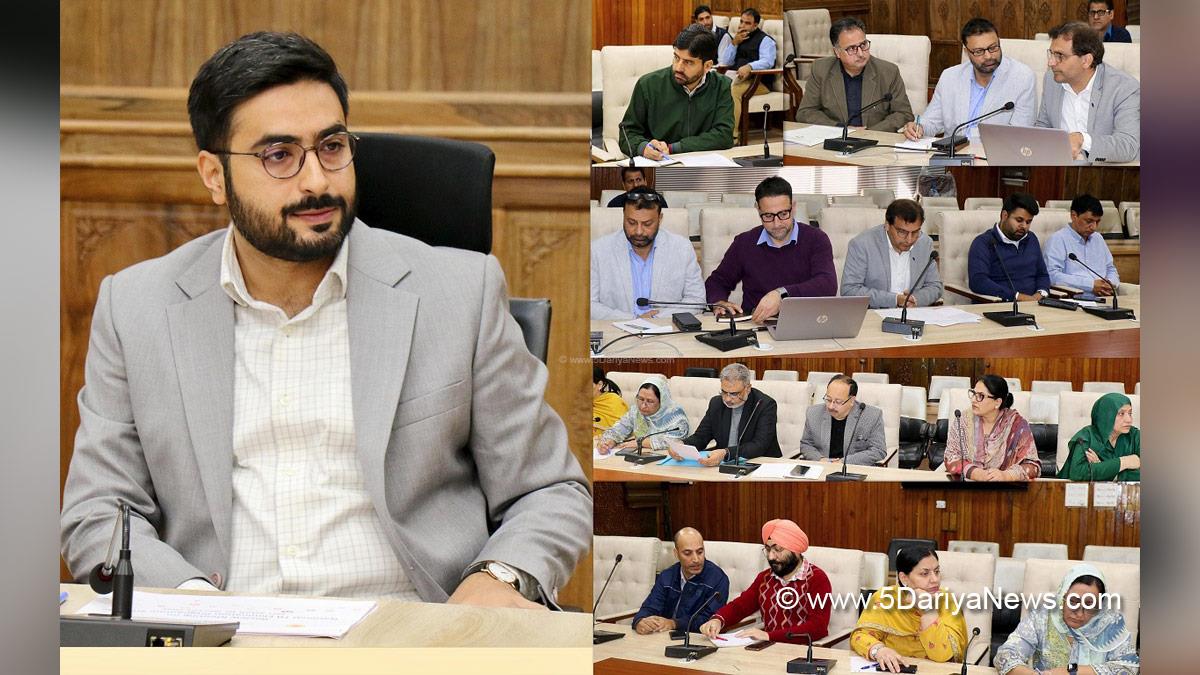 Akshay Labroo, Srinagar, Deputy Commissioner Srinagar, Kashmir, Jammu And Kashmir, District Administration Srinagar