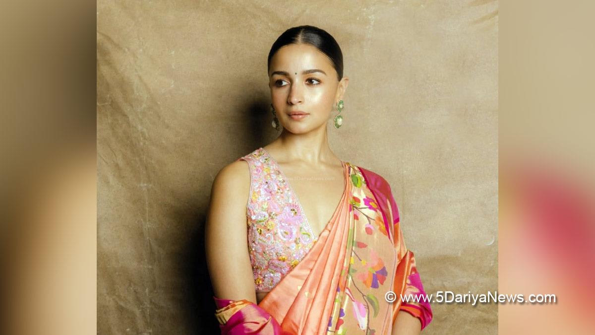 Alia Bhatt, Bollywood, Entertainment, Mumbai, Actress, Cinema, Hindi Films, Movie, Mumbai News, Heroine