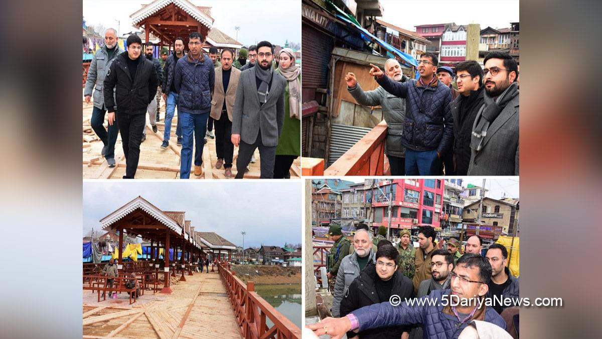 Anshul Garg, Divisional Commissioner Kashmir, Srinagar, Jammu, Kashmir, Jammu And Kashmir, District Administration Srinagar, Akshay Labroo, Deputy Commissioner Srinagar, Faz Lul Haseeb