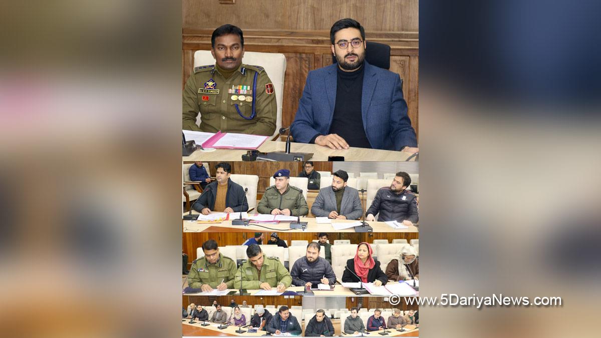 Akshay Labroo, Srinagar, Deputy Commissioner Srinagar, Kashmir, Jammu And Kashmir, District Administration Srinagar, Sandeep Chakravarthy