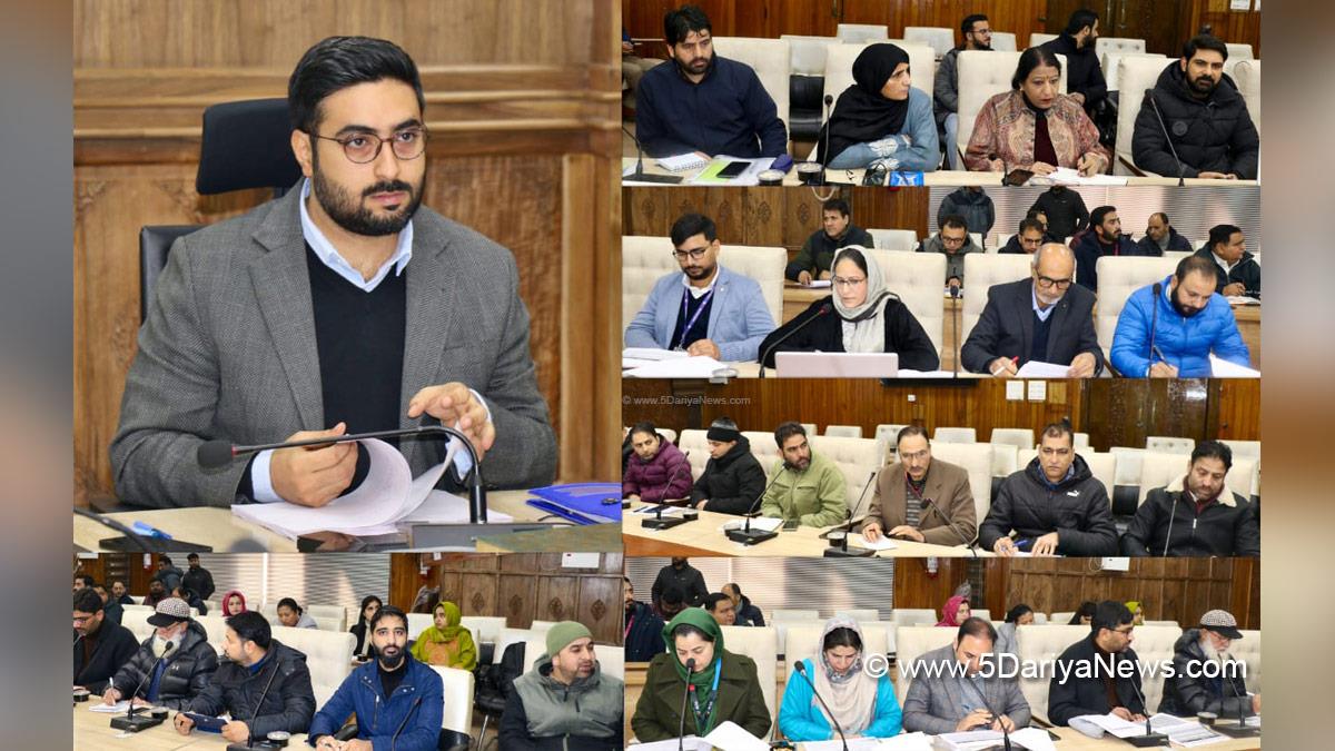 Akshay Labroo, Srinagar, Deputy Commissioner Srinagar, Kashmir, Jammu And Kashmir, District Administration Srinagar
