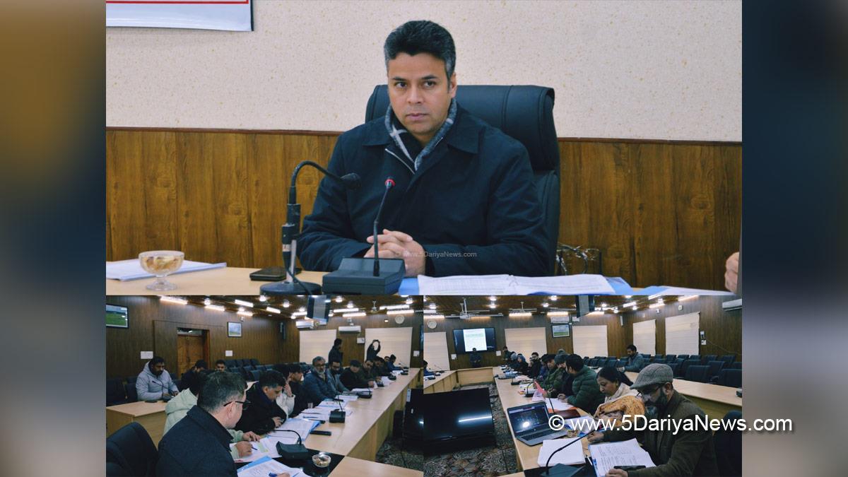 Dr Bilal Mohi Ud Din Bhat, Budgam, Deputy Commissioner Budgam, DC Budgam, Kashmir, Jammu And Kashmir, Jammu, District Administration Budgam