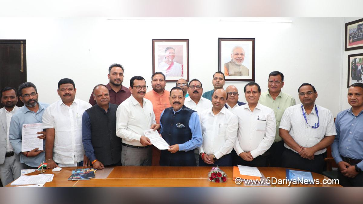 Dr Jitendra Singh